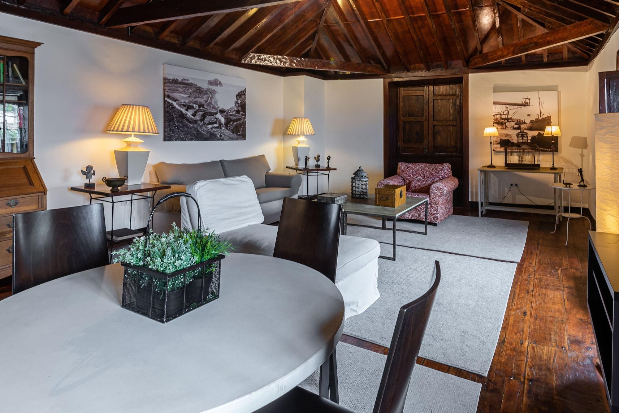 Isla Baja Suites ガラチコ エクステリア 写真