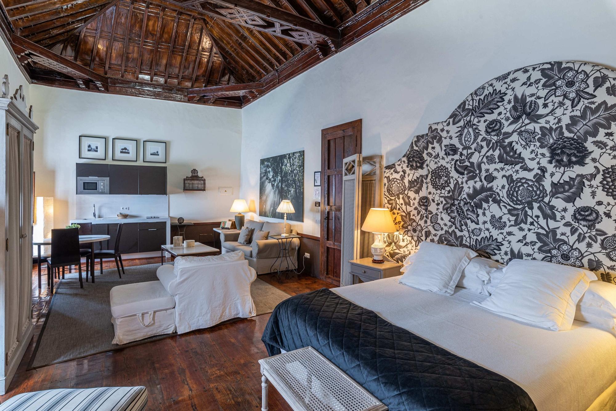 Isla Baja Suites ガラチコ エクステリア 写真