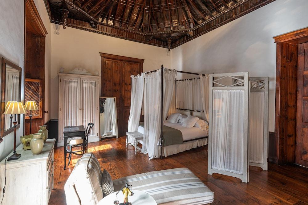 Isla Baja Suites ガラチコ エクステリア 写真